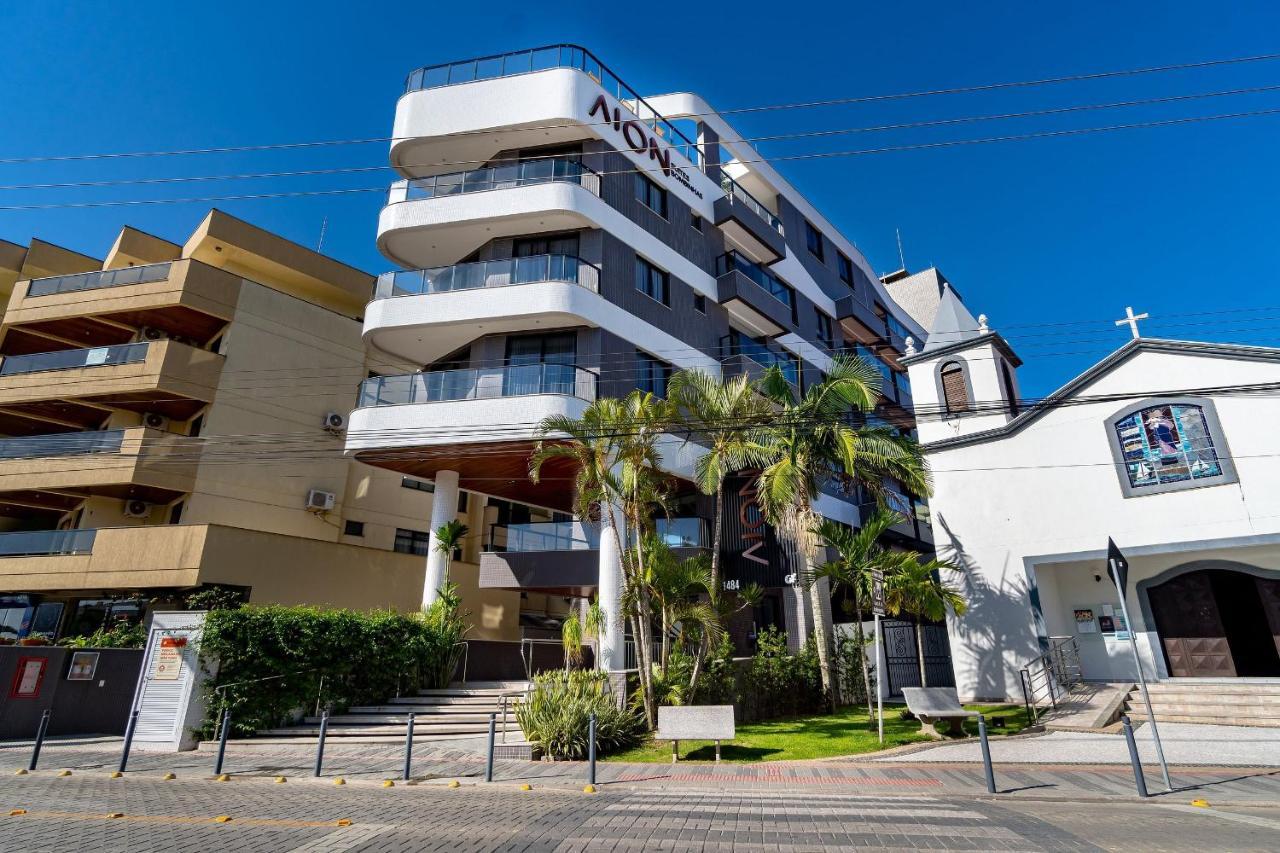 Confortavel Loft Com Vista Para O Mar - Condominio Com Piscina Bombinhas Exterior foto